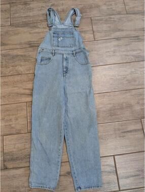 Vtg Womens Guess Overalls Sz M Light wash Classic Bib Design